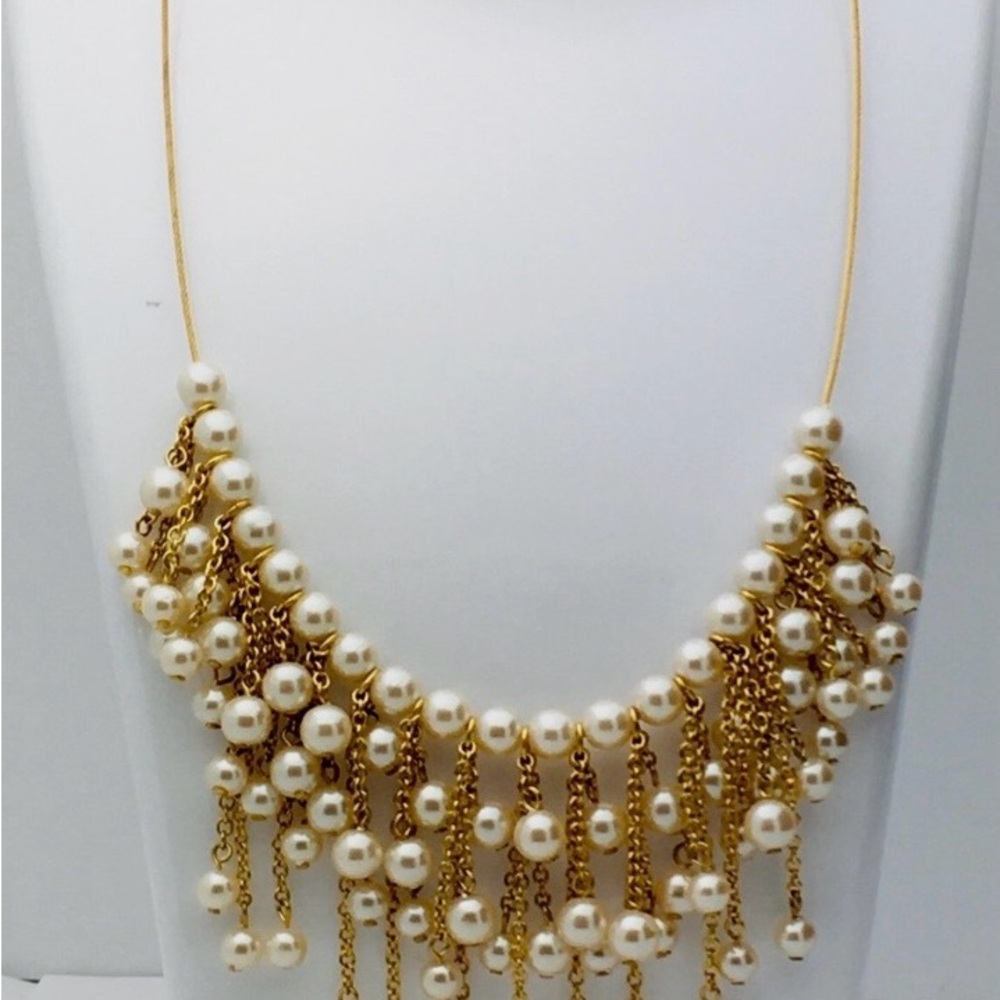 Vintage Gold Wire Faux Pearl Dangle Necklace, great Bridal/wedding necklace. - Picture 2 of 5